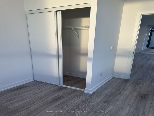 LPH 11 - 1100 Sheppard Ave W