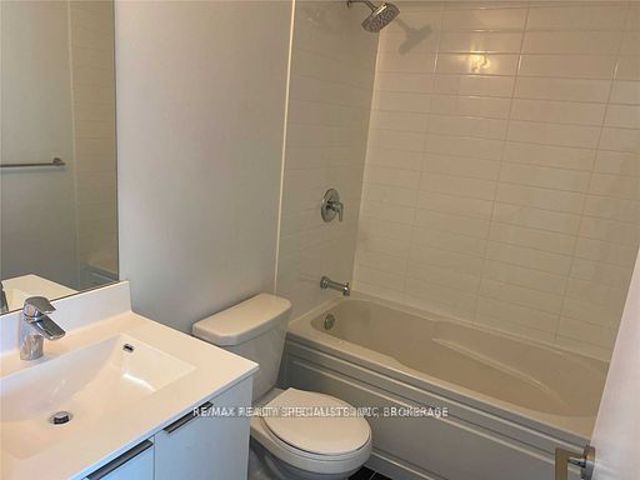 320 - 20 Shore Breeze Dr
