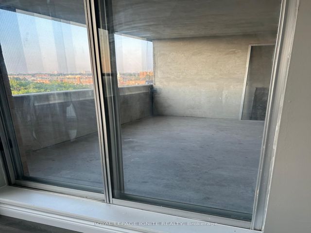 910 - 40 Panorama Crt