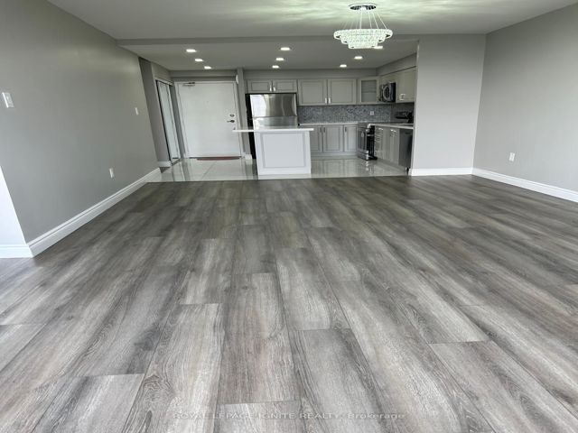 910 - 40 Panorama Crt