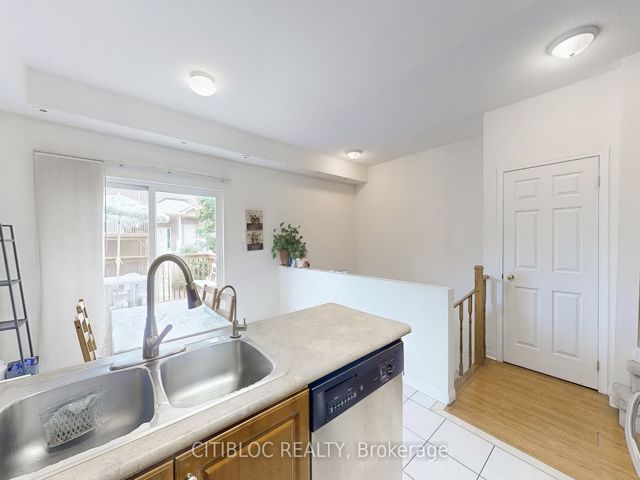 13 - 3029 Finch Ave W