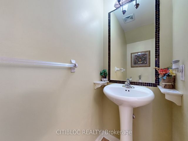 13 - 3029 Finch Ave W