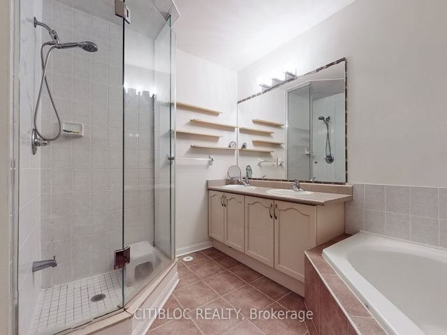 13 - 3029 Finch Ave W