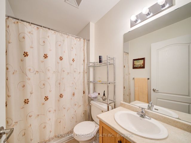 204 - 2772 Keele St