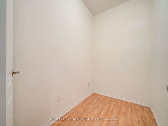 204 - 2772 Keele St