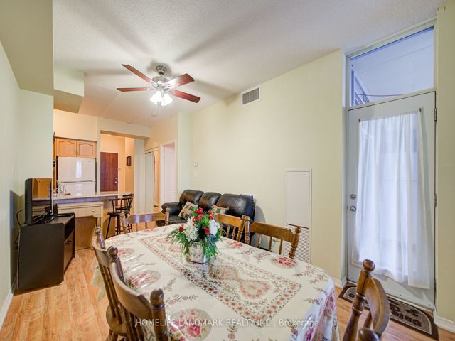 204 - 2772 Keele St
