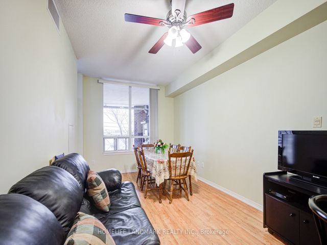 204 - 2772 Keele St