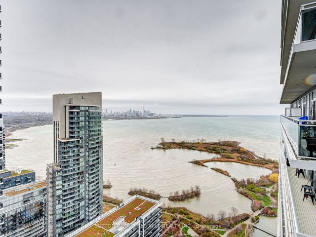 3704 - 33 Shore Breeze Dr E