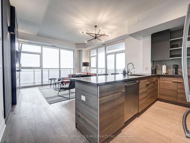 3704 - 33 Shore Breeze Dr E