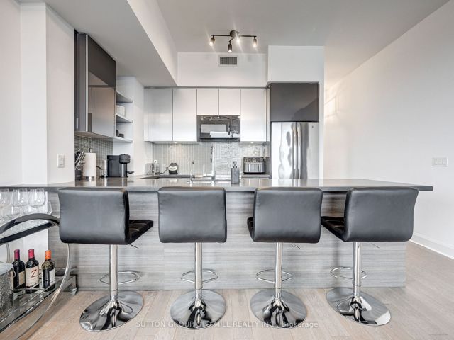 3704 - 33 Shore Breeze Dr E