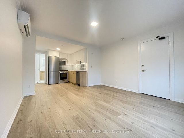 5 - 167 Thirtieth St