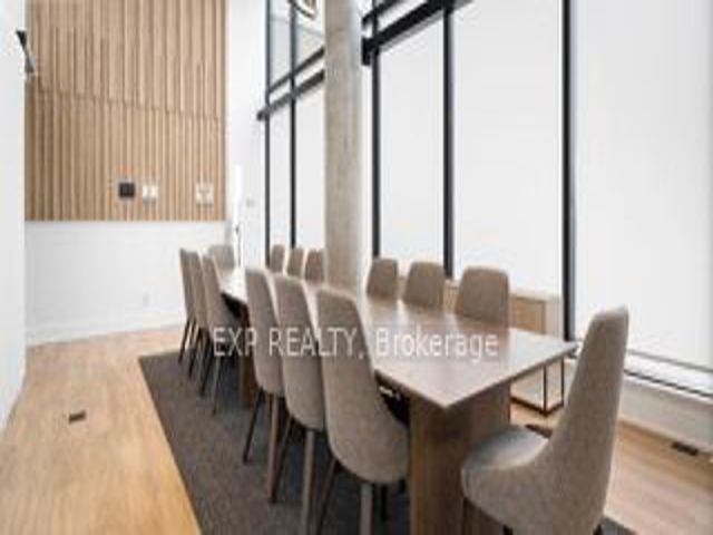 312 - 3100 Keele St