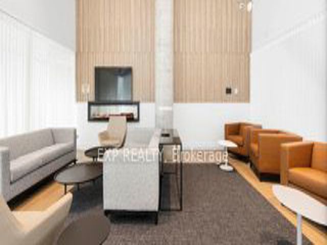 312 - 3100 Keele St