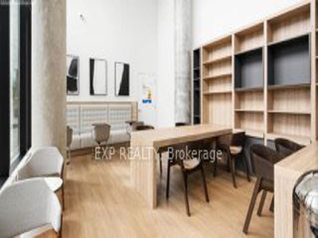 312 - 3100 Keele St