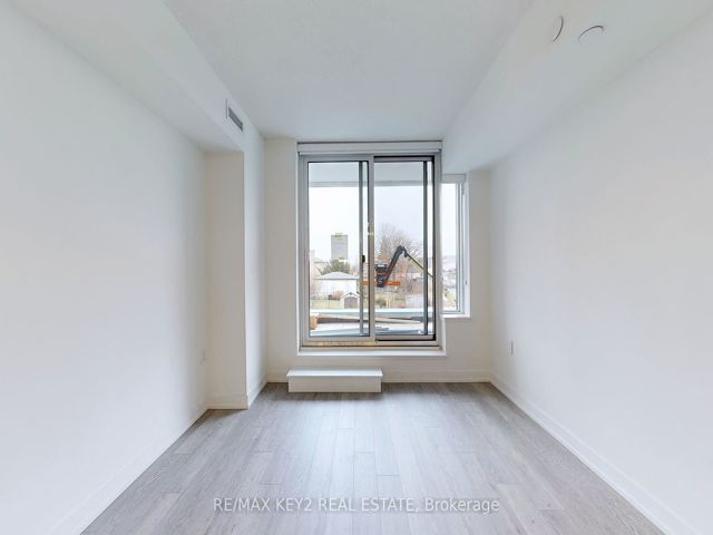 202 - 556 Marlee Ave