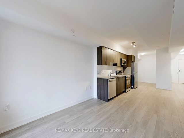 202 - 556 Marlee Ave