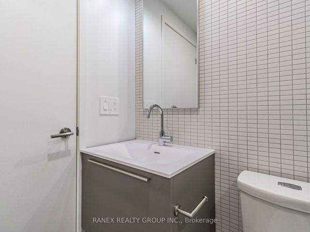 103 - 7 Watkinson Ave