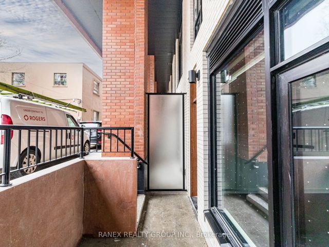 103 - 7 Watkinson Ave