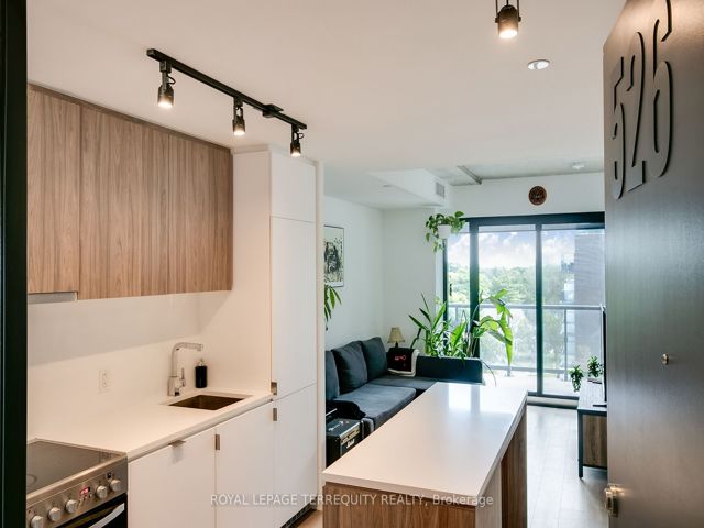 526 - 7 Smith Cres