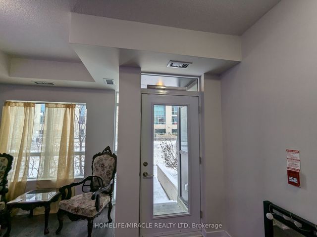 109 - 251 Manitoba St