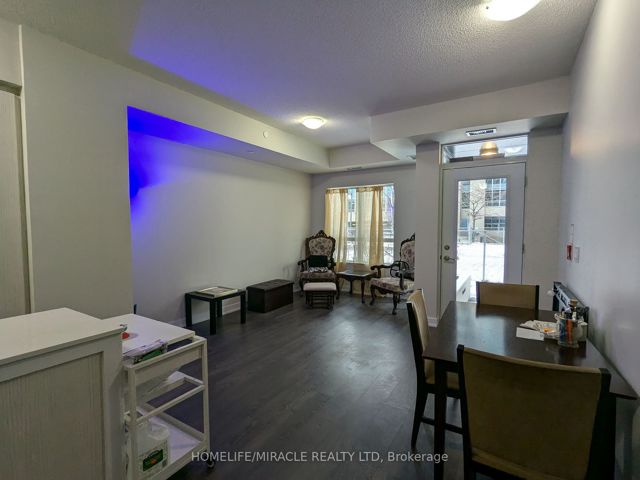 109 - 251 Manitoba St