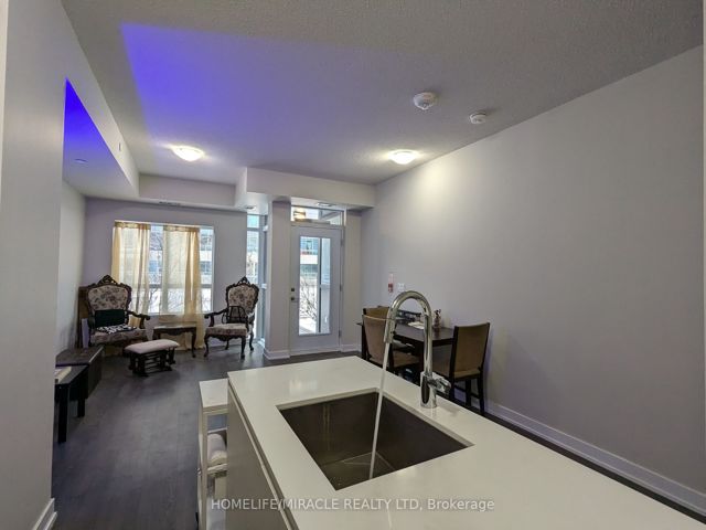 109 - 251 Manitoba St