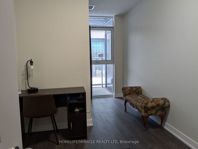 109 - 251 Manitoba St
