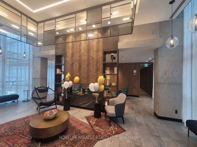 109 - 251 Manitoba St