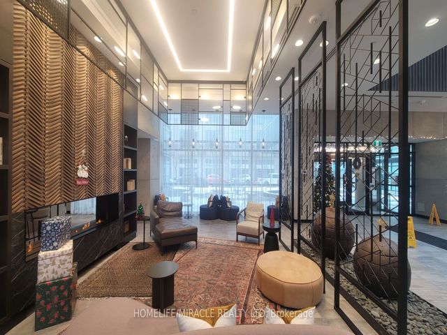 109 - 251 Manitoba St