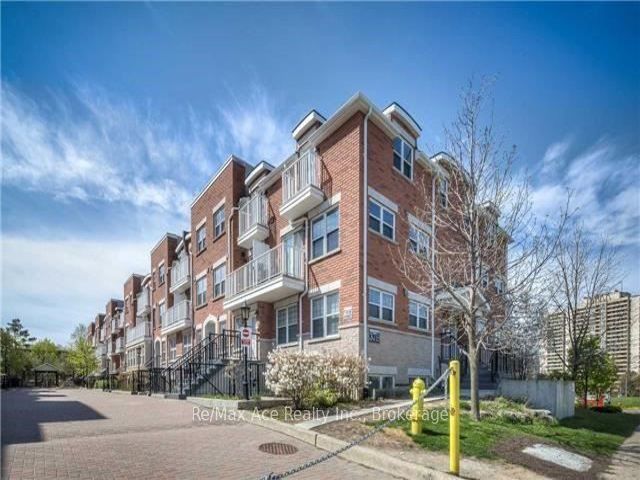 24 - 37 Four Winds Dr