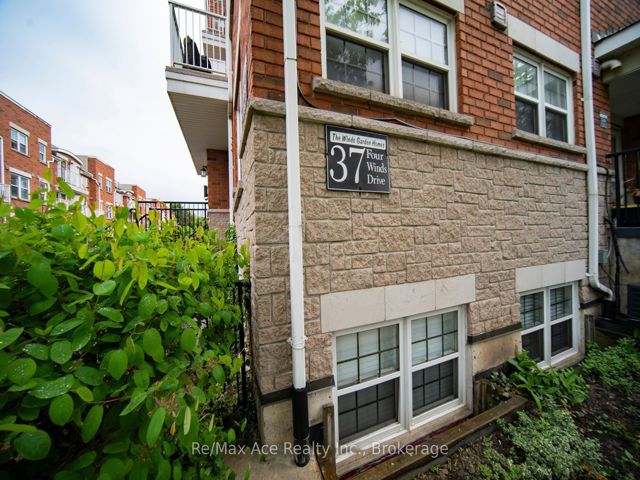 24 - 37 Four Winds Dr