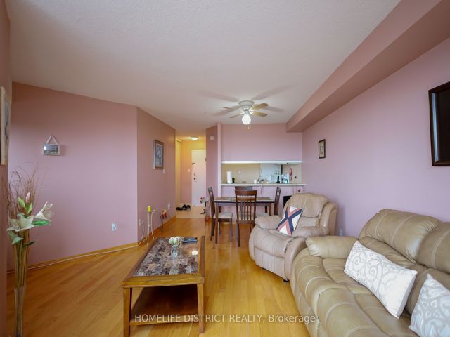 1902 - 234 Albion Rd