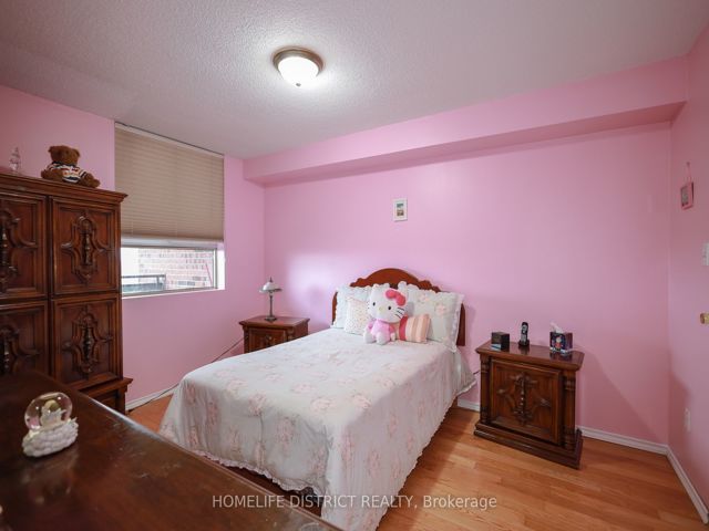 1902 - 234 Albion Rd