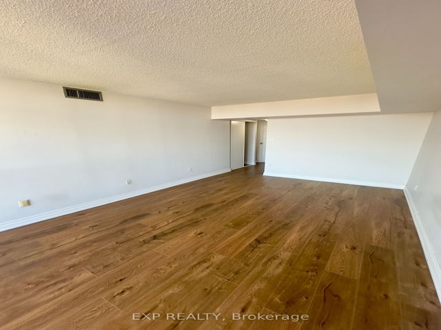2111 - 3 Rowntree Rd