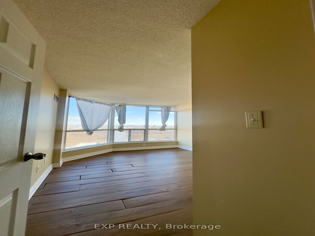 2111 - 3 Rowntree Rd