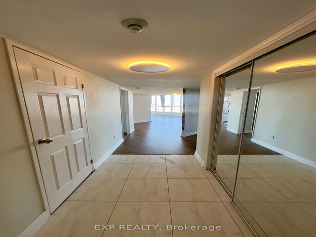 2111 - 3 Rowntree Rd