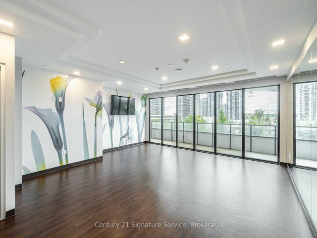 312 - 20 Shore Breeze Dr