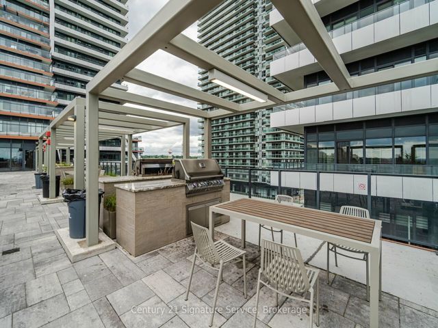 312 - 20 Shore Breeze Dr