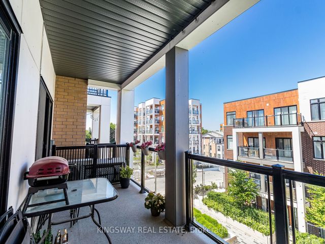 304 - 120 Canon Jackson Dr