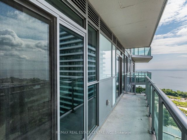 2611 - 33 Shore Breeze Dr