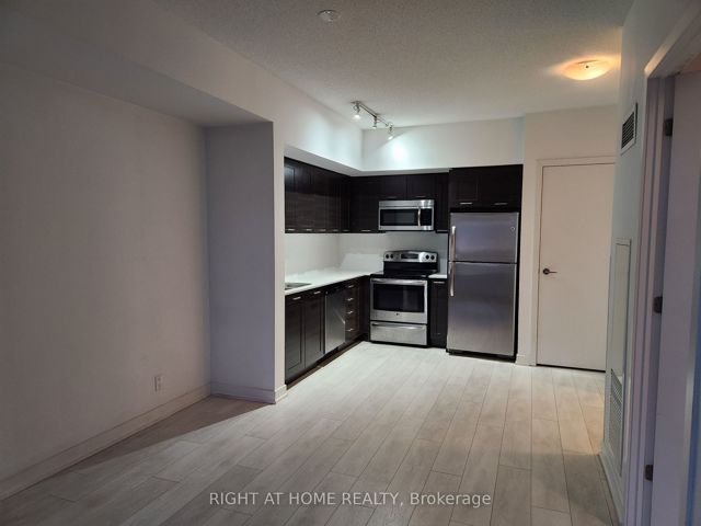 2205 - 2200 Lake Shore Blvd W
