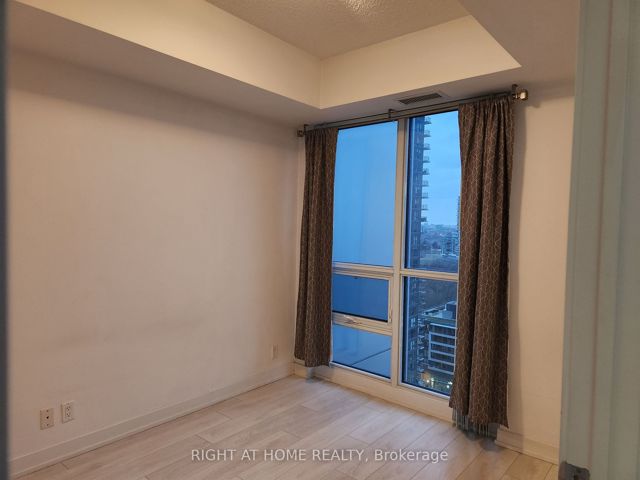 2205 - 2200 Lake Shore Blvd W
