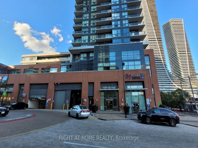 2205 - 2200 Lake Shore Blvd W