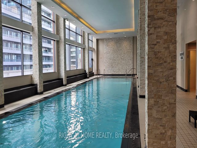 2205 - 2200 Lake Shore Blvd W