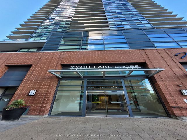 2205 - 2200 Lake Shore Blvd W