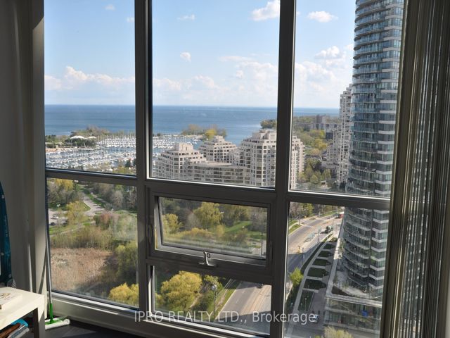 2702 - 2200 Lakeshore Blvd