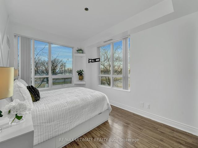 201 - 1910 Lake Shore Blvd W