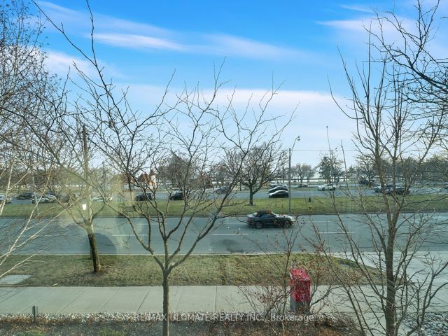 201 - 1910 Lake Shore Blvd W
