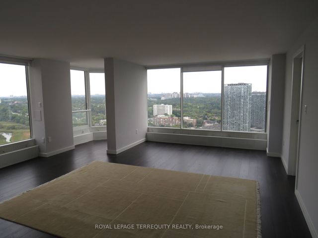 3305 - 2045 Lake Shore Blvd W