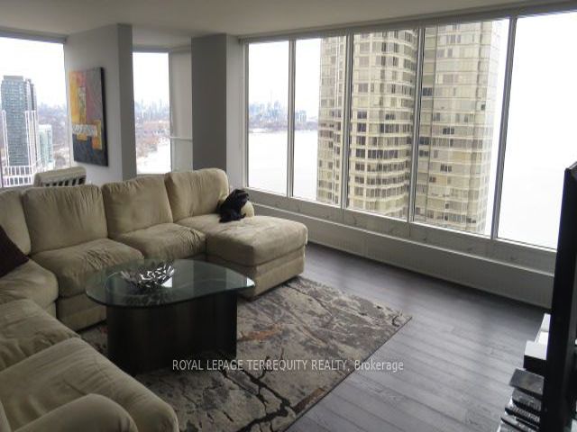 3305 - 2045 Lake Shore Blvd W